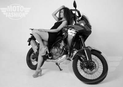 _EM28546